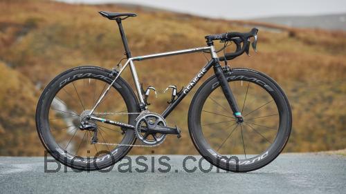 Genesis Volare opinión y ficha técnica